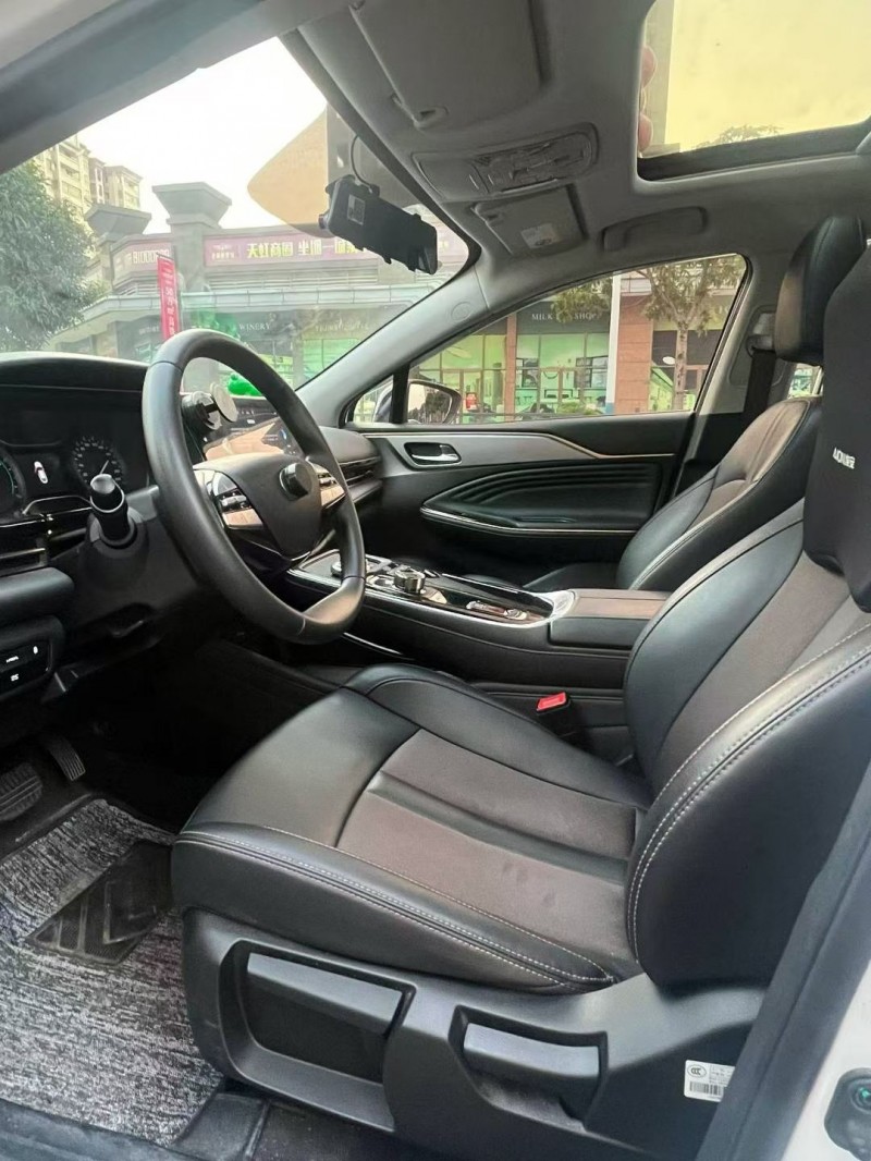 东莞25年传祺埃安S4