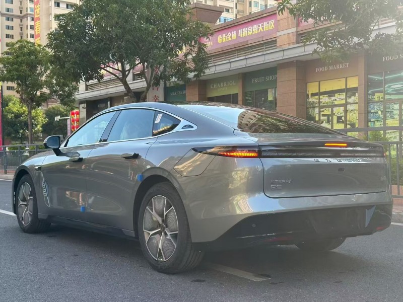 东莞25年奇瑞星途8