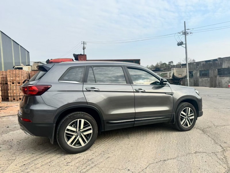 上饶24年长安汽车CS758