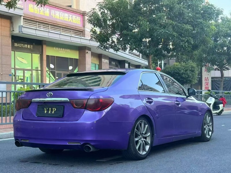 东莞11年丰田锐志8