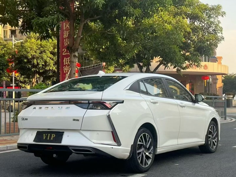 东莞20年东风奕炫8