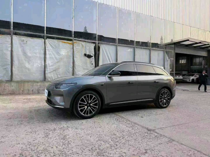 徐州22年零跑汽车C112