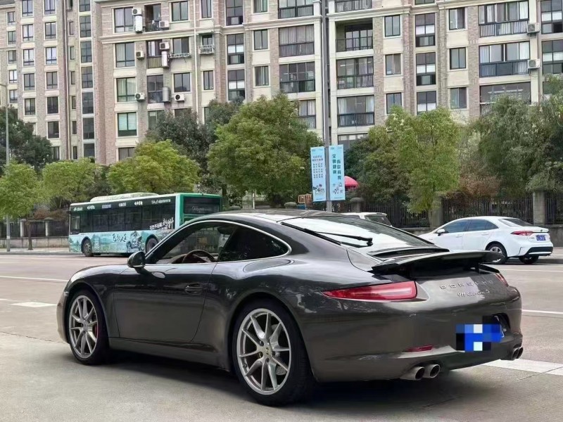 广州12年保时捷9118