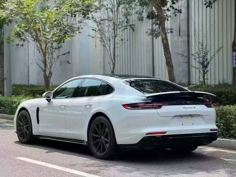 广州18年保时捷帕拉梅拉7