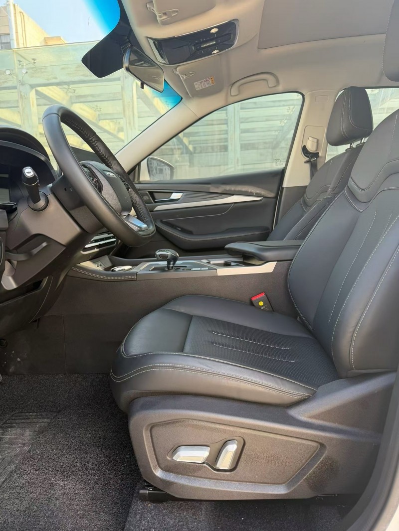 赣州25年奇瑞捷途5