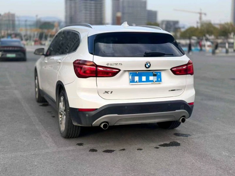金华18年宝马X13