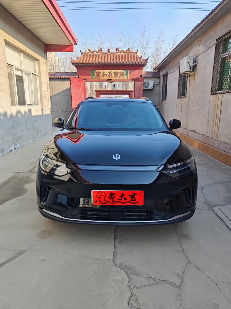 廊坊25年零跑汽车C111