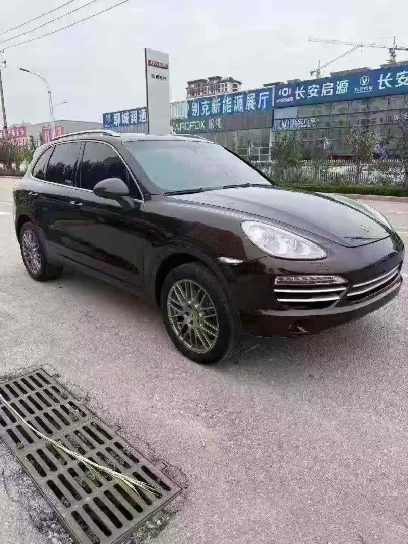 菏泽14年保时捷卡宴2