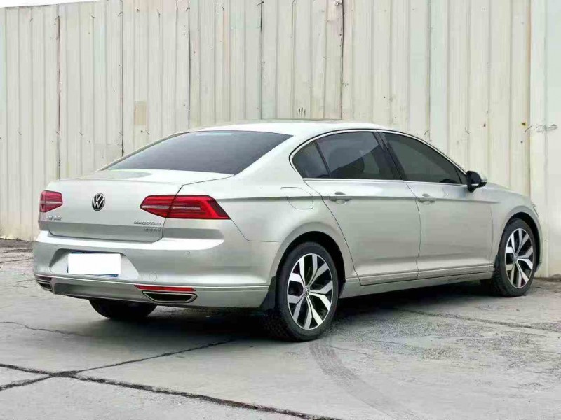 南平17年大众迈腾6