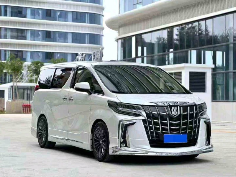 南平19年丰田埃尔法2