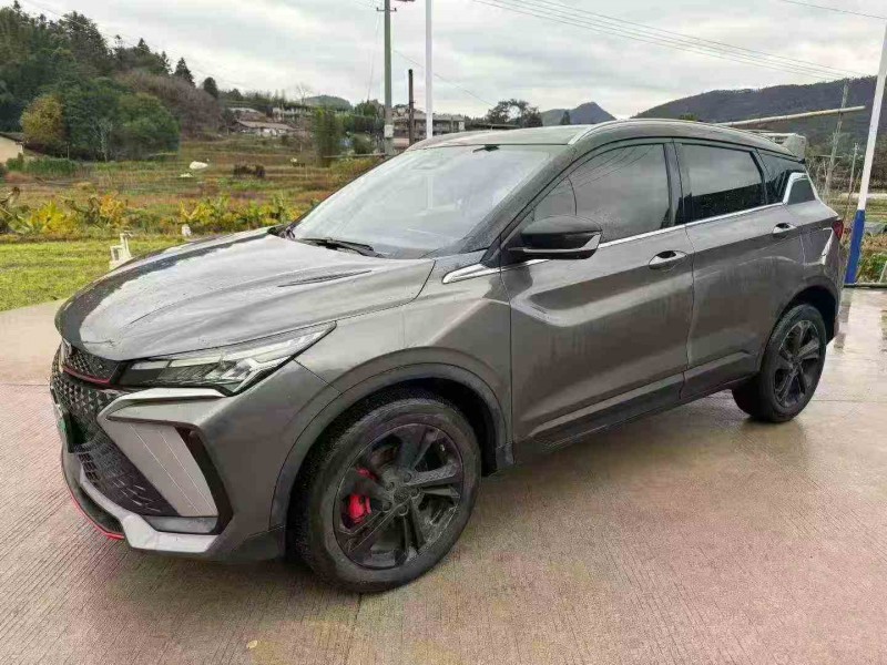 厦门22年吉利缤越3