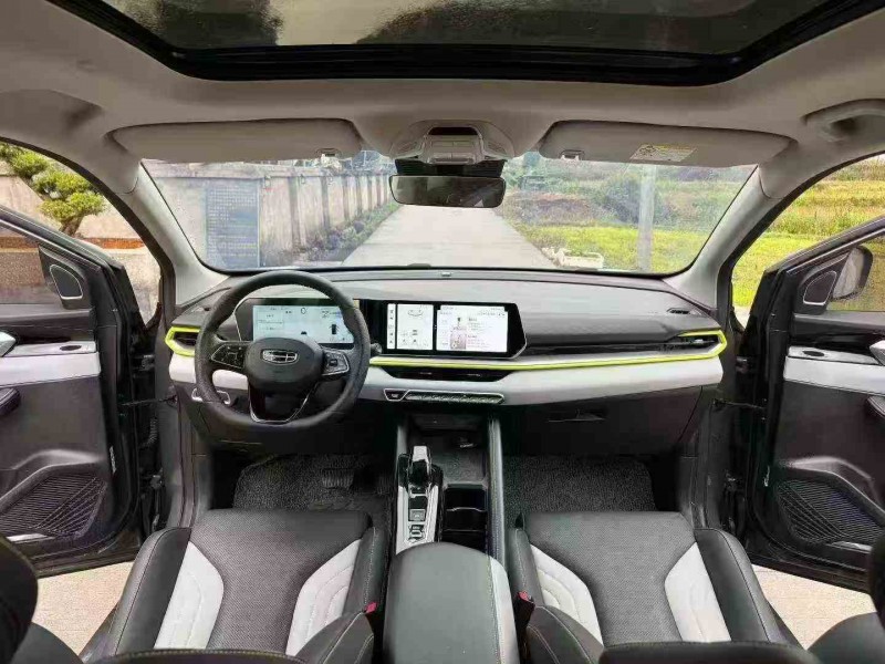 厦门22年吉利缤越7