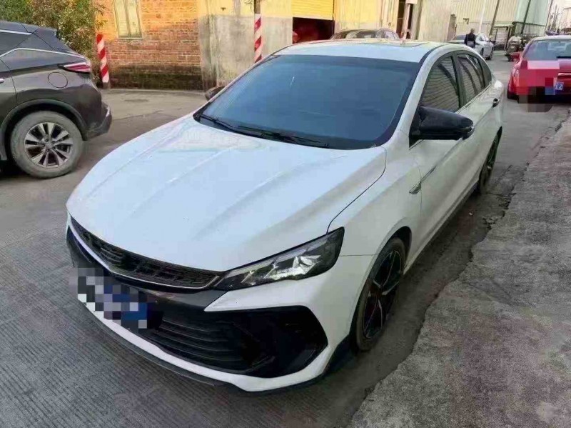 江门23年吉利缤瑞3