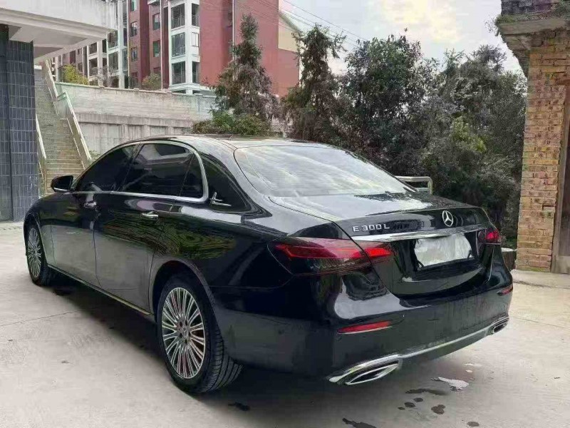 张家界22年奔驰E7