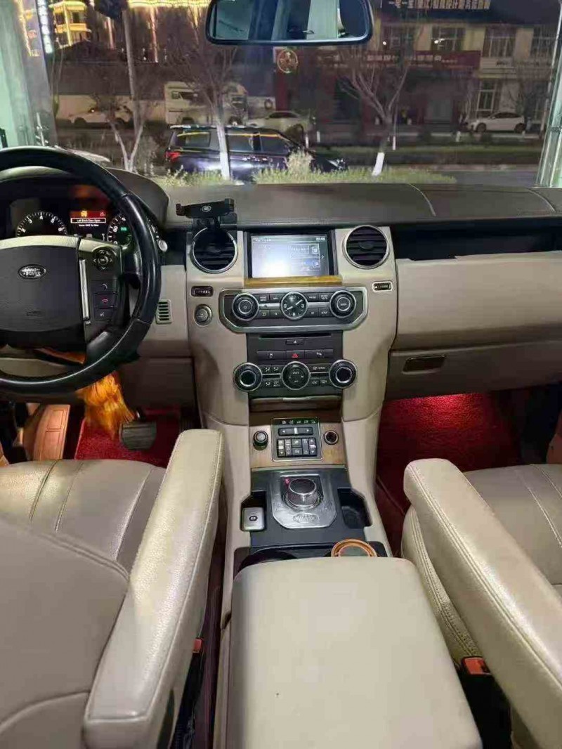 昭通17年路虎发现5