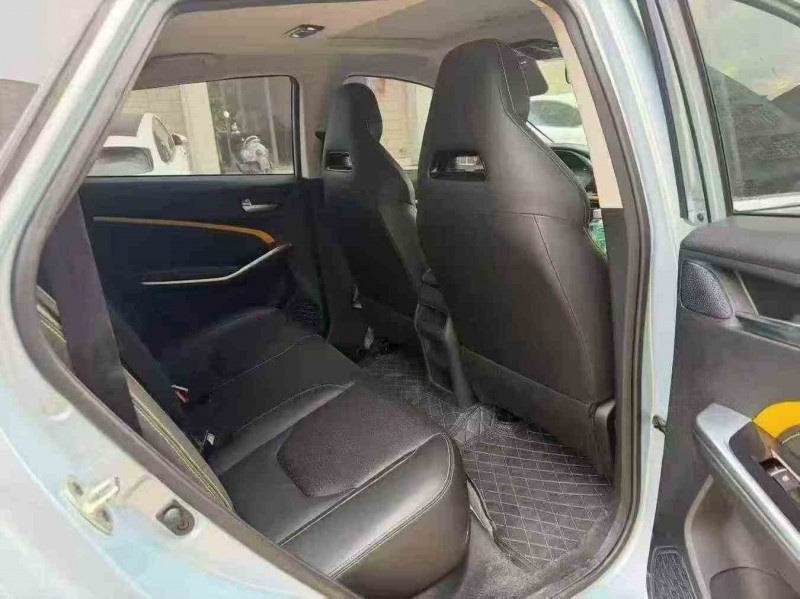 梧州23年江淮思皓8