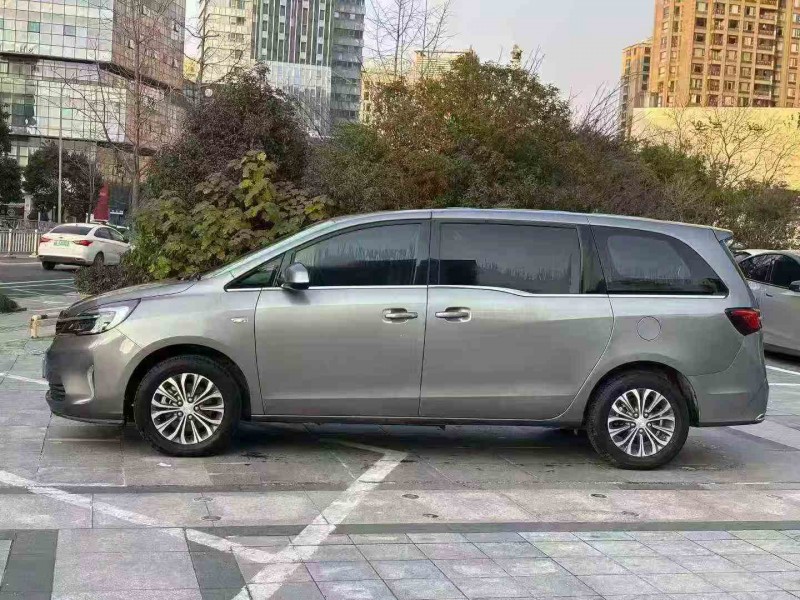 宁波22年别克GL83