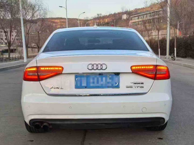 榆林12年奥迪A4L8