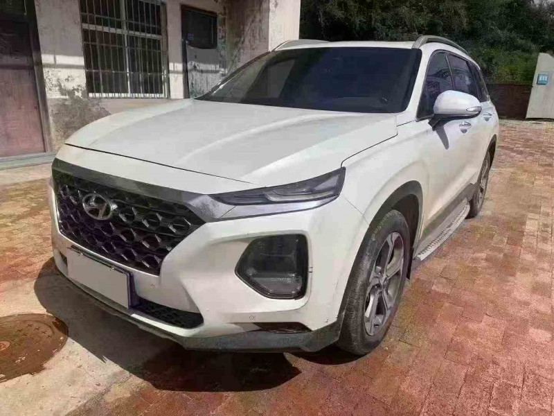 榆林20年现代新胜达3