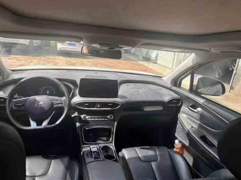 榆林20年现代新胜达6