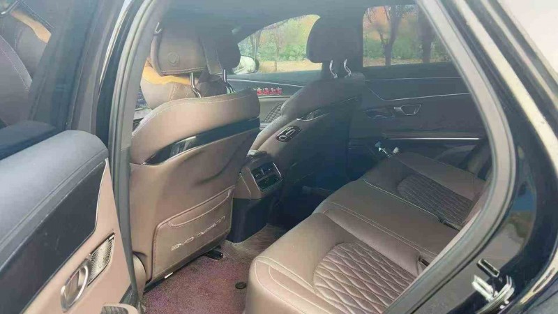 张家界23年比亚迪汉DM5