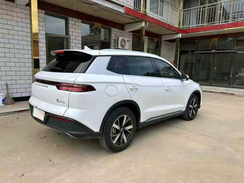 承德24年比亚迪宋9