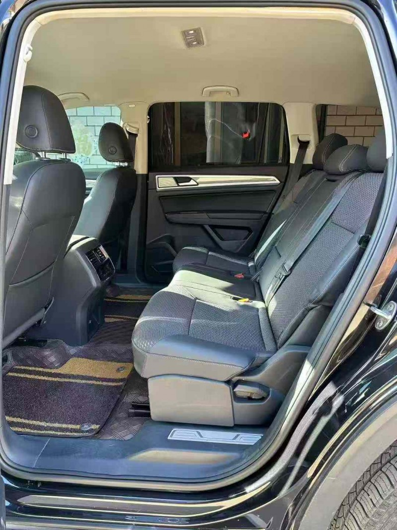 唐山19年大众途昂6