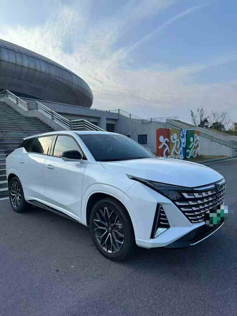 吉安25年长安汽车UNI3