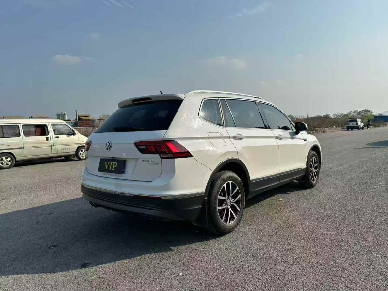 钦州19年大众途观6