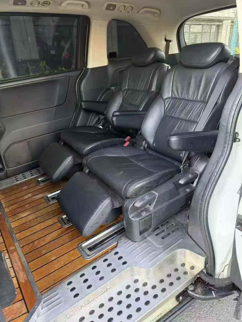 日照16年本田奥德赛6