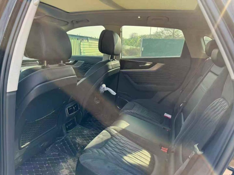 中山21年红旗HS55