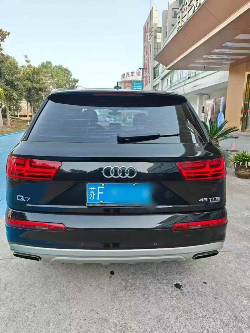 连云港16年奥迪Q79