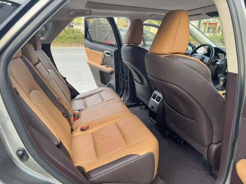 江门17年雷克萨斯RX5