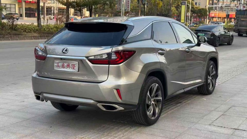 江门17年雷克萨斯RX8