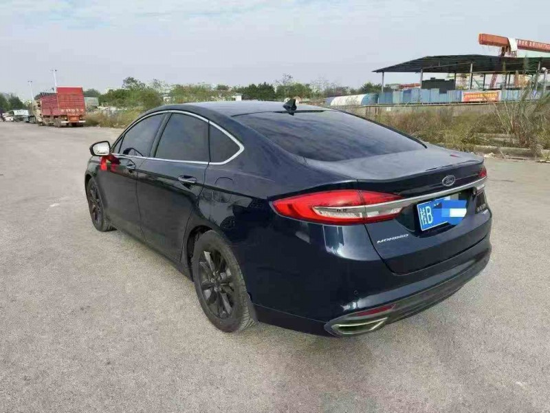 钦州17年福特蒙迪欧7