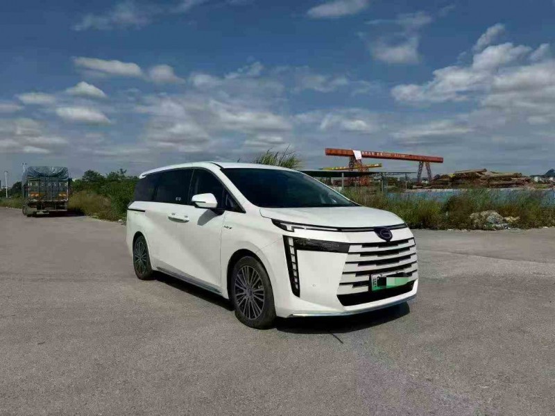 钦州25年传祺E82