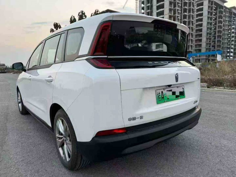 桂林24年奔腾nat8