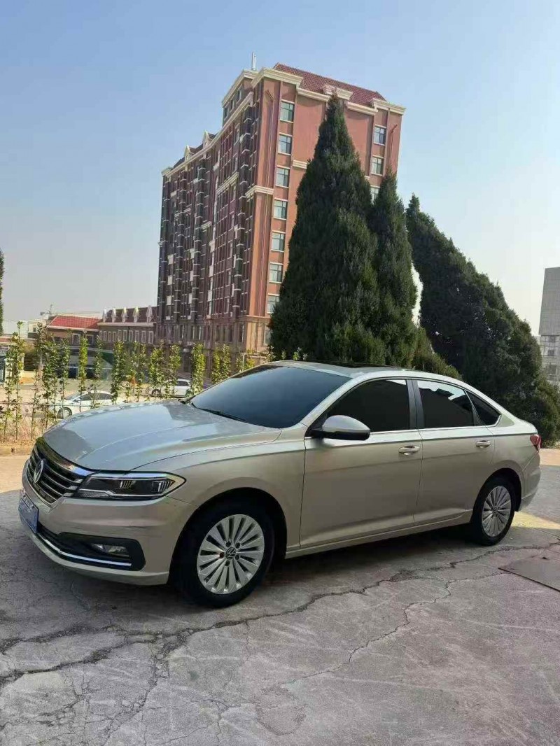 威海21年大众朗逸2