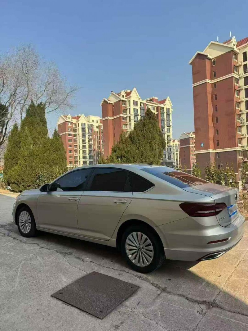 威海21年大众朗逸8