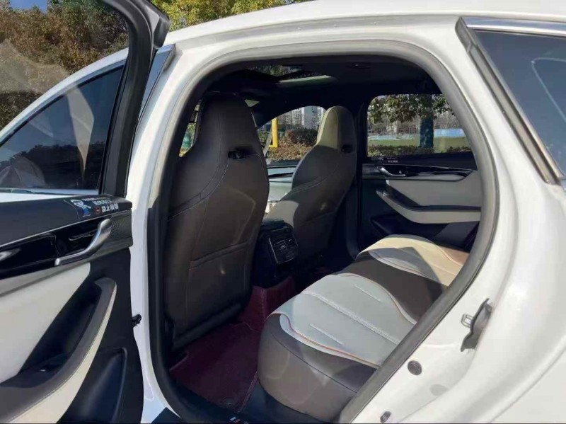 苏州23年比亚迪秦4