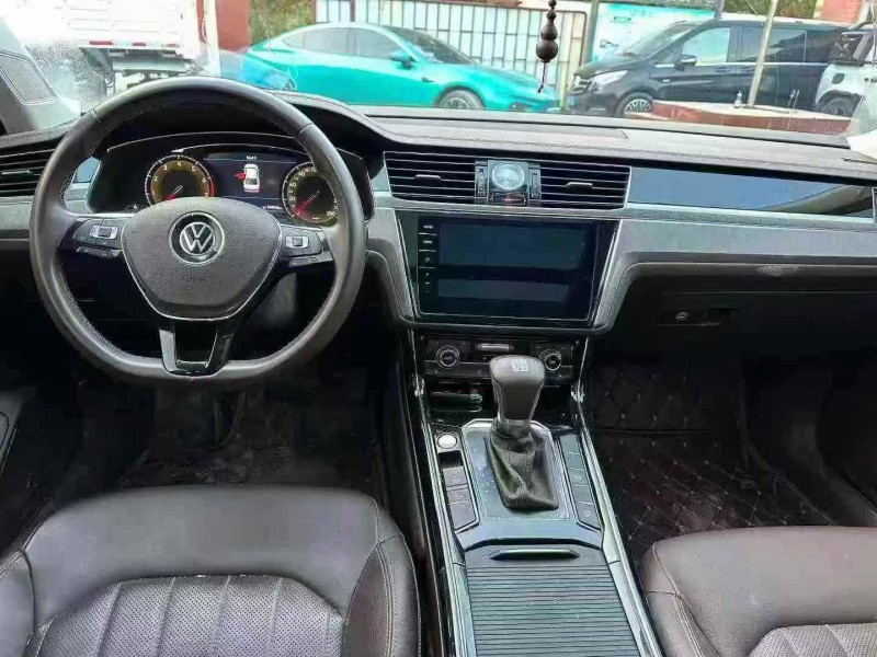 淄博23年大众辉昂6