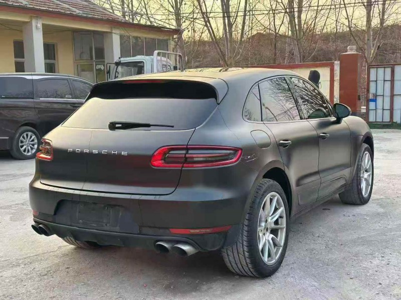 淄博15年保时捷Macan7