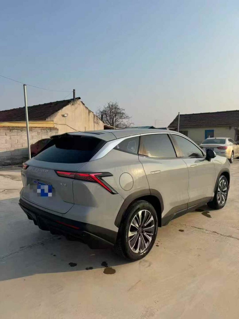 济宁24年奇瑞捷途8