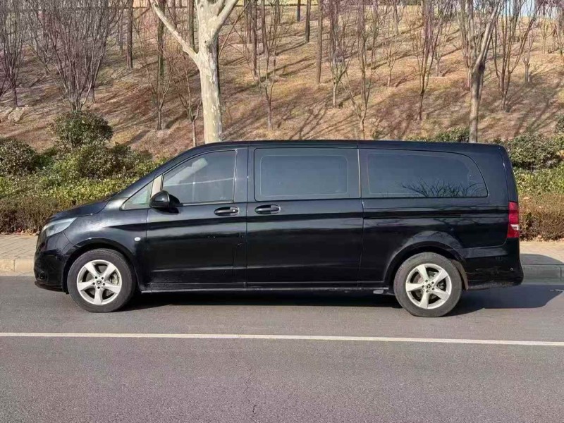 焦作20年奔驰威霆8