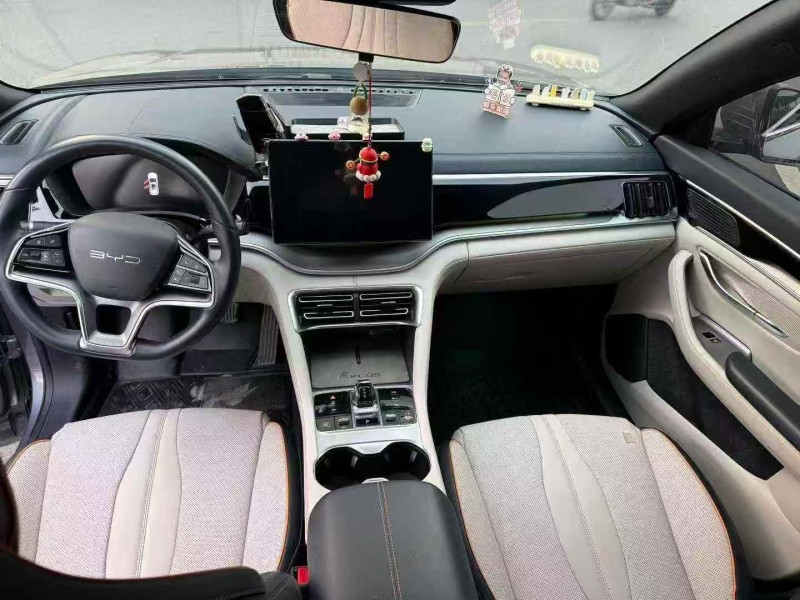 嘉兴23年比亚迪宋4