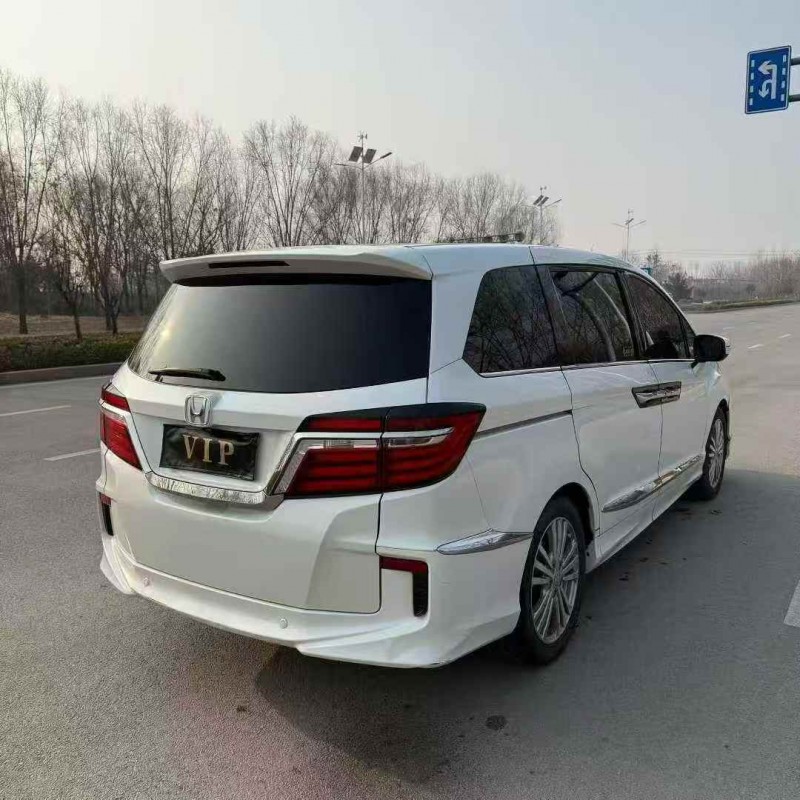 济宁18年本田艾力绅9