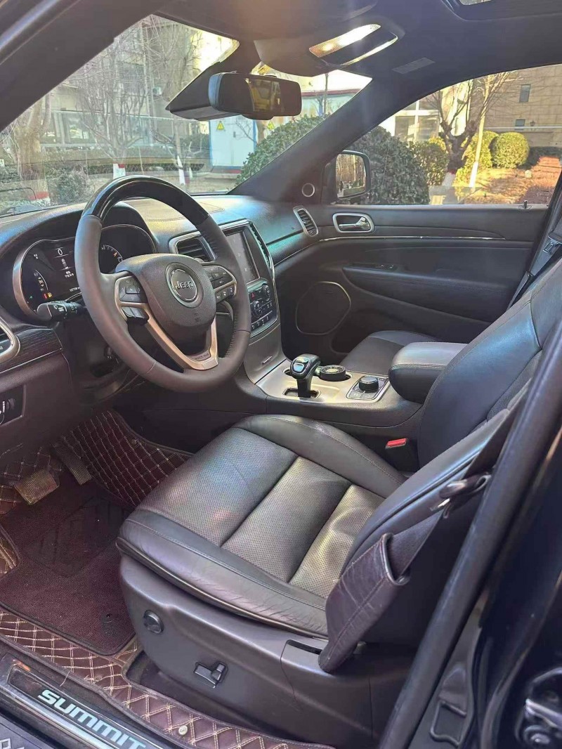 保定16年Jeep大切诺基3