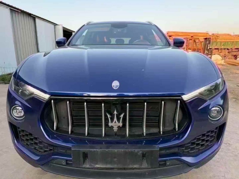 潍坊16年玛莎拉蒂Levante1