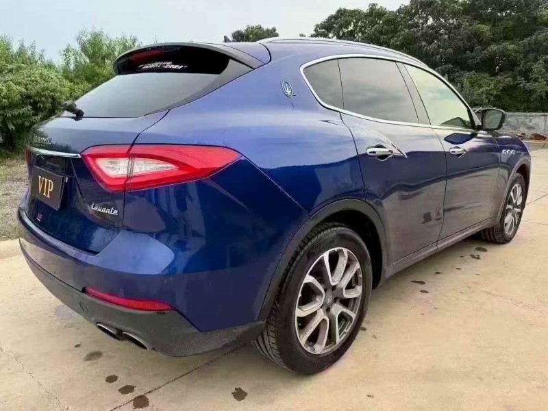 潍坊16年玛莎拉蒂Levante8