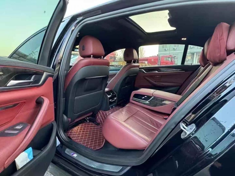 淮安19年宝马5系4